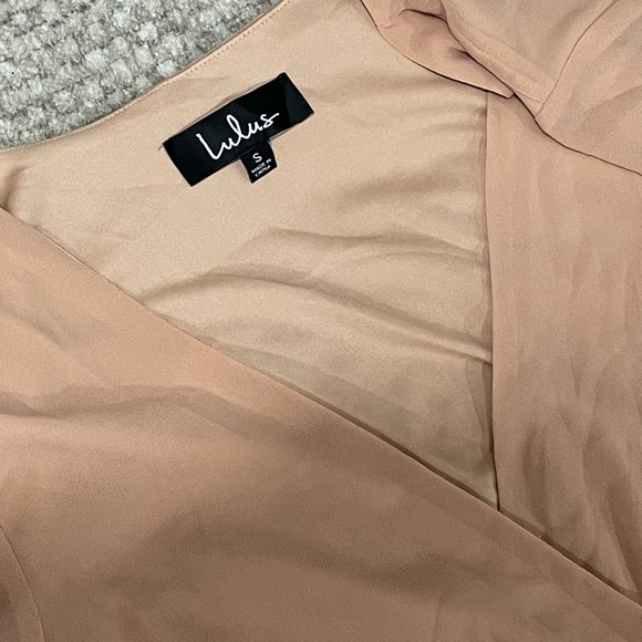 V-Neck High Slit Peach colored dress (see photos for imperfections) - Picture 2 of 11